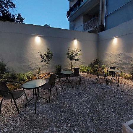 Bmv Apartments Атина Екстериор снимка