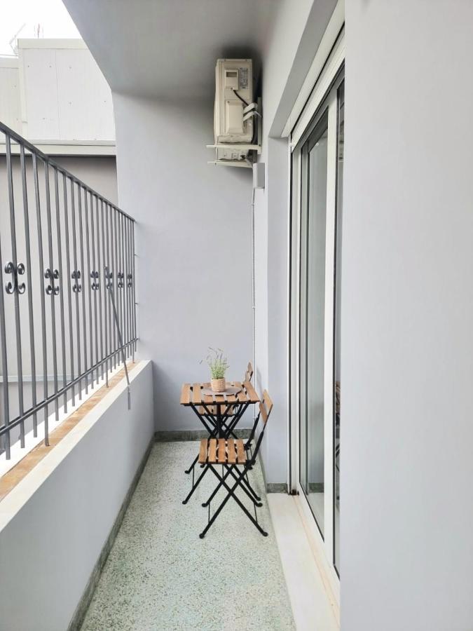 Bmv Apartments Атина Екстериор снимка
