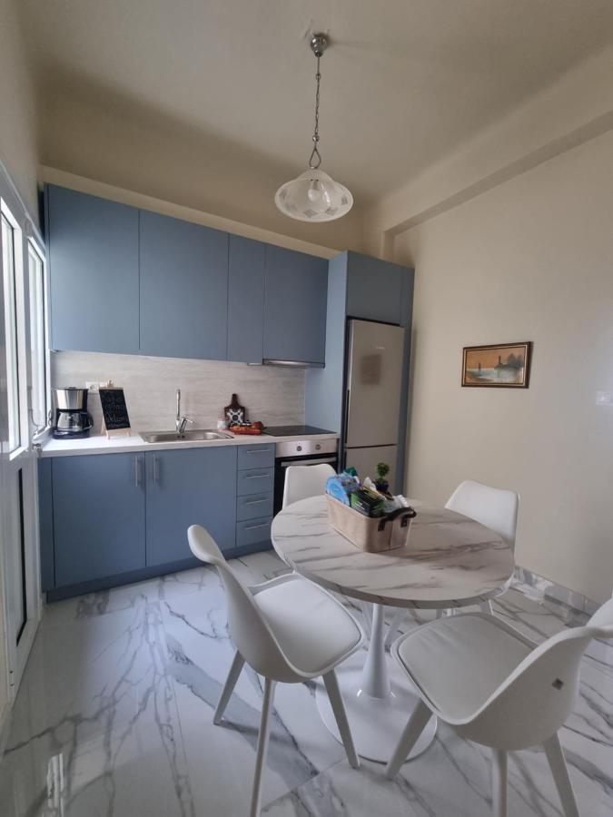 Bmv Apartments Атина Екстериор снимка